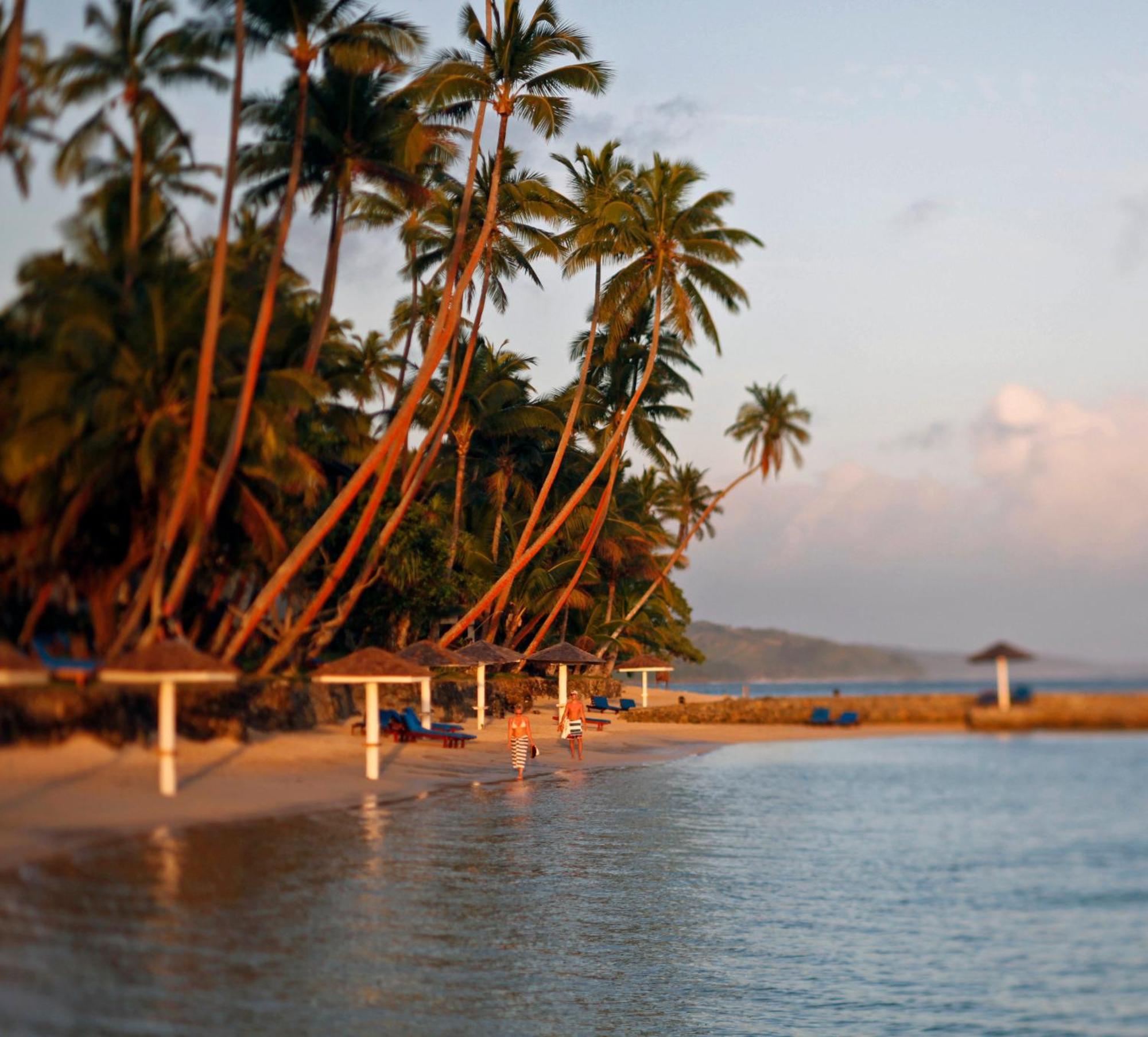 The Warwick Fiji Hotel Korolevu  Екстериор снимка Beach at the resort