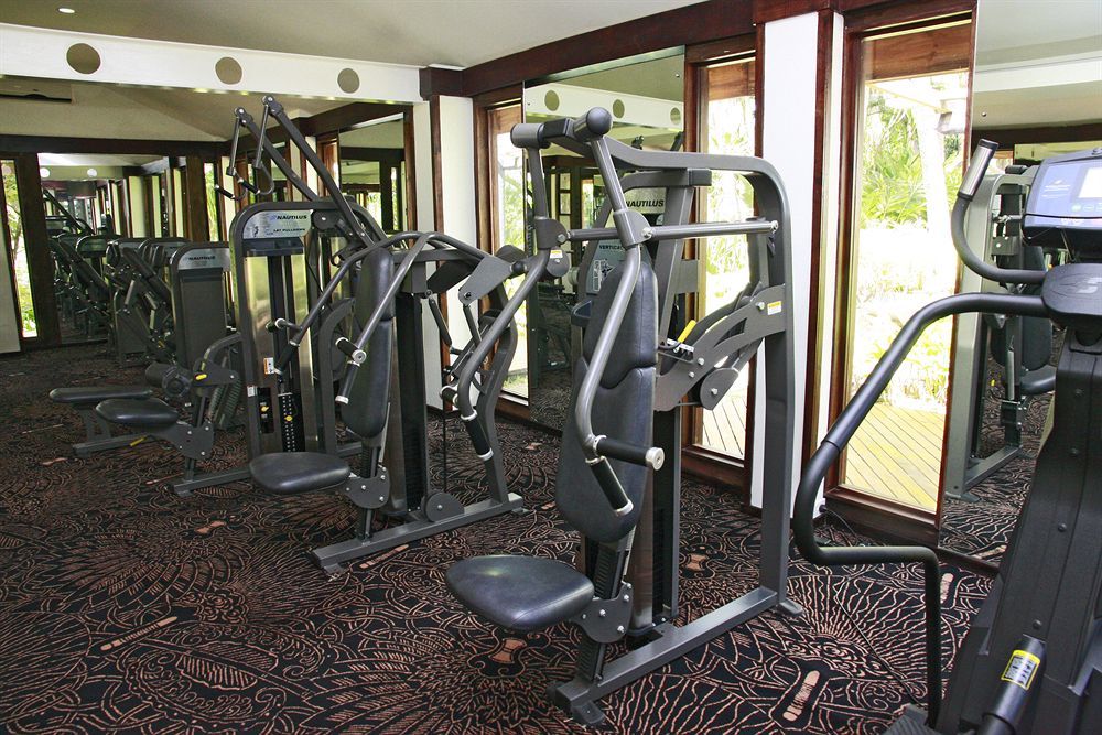 The Warwick Fiji Hotel Korolevu  Екстериор снимка A row of cable crossovers