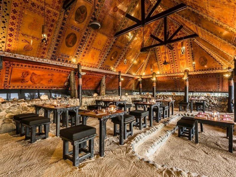 The Warwick Fiji Hotel Korolevu  Екстериор снимка The interior of the Fale tele
