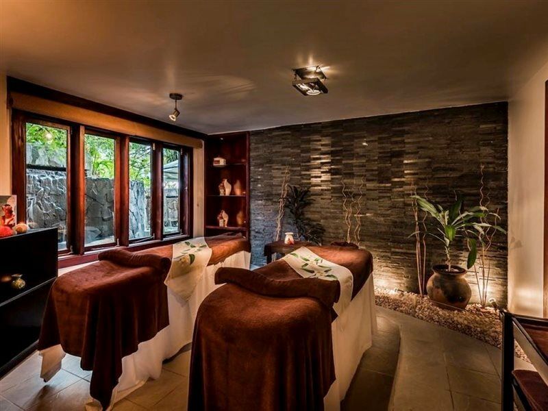 The Warwick Fiji Hotel Korolevu  Екстериор снимка Spa at The Oberoi, Mumbai